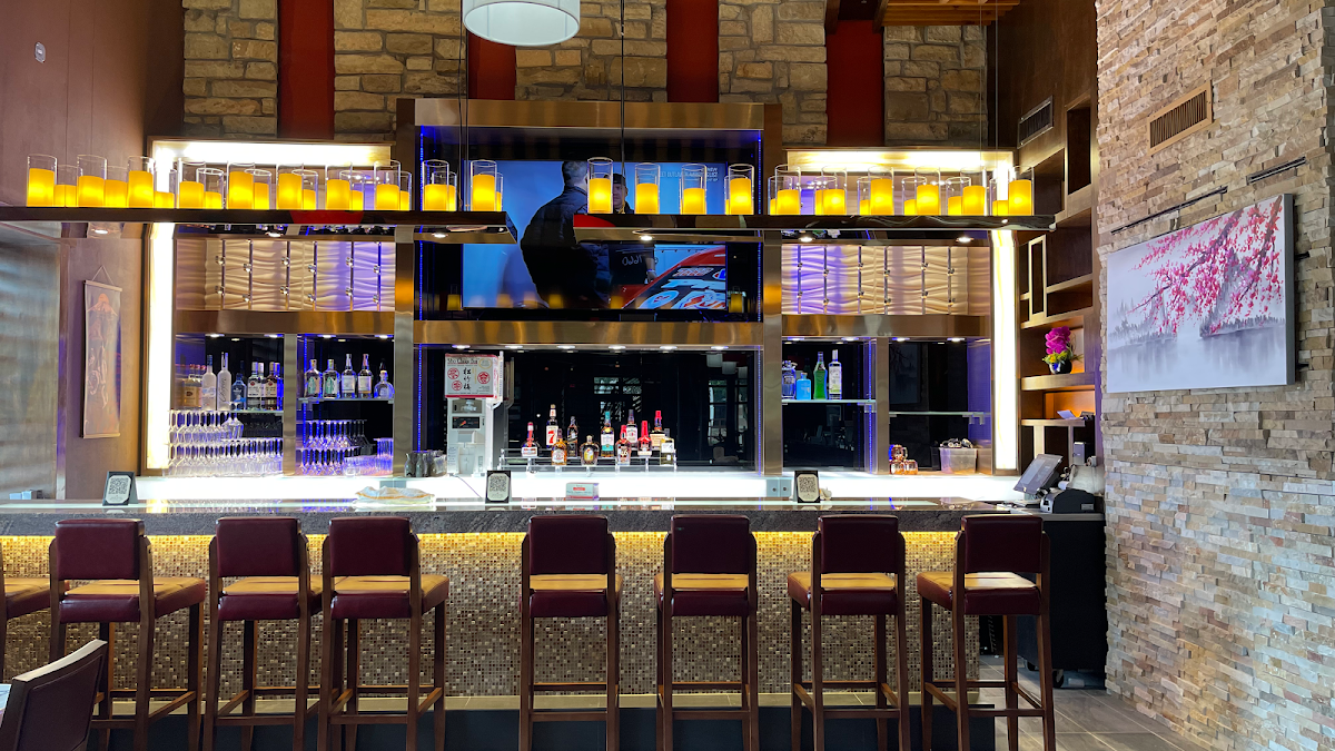 Takara Sushi & Asian Bistro